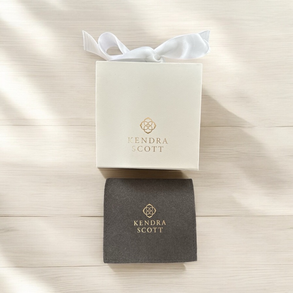 Kendra Scott Gift Box with Earring Card and Branded Earring Bag White Ribbon